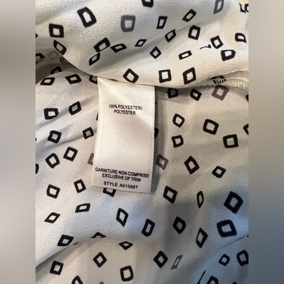 Jacob Blouse - White/Black - Picture 9 of 10